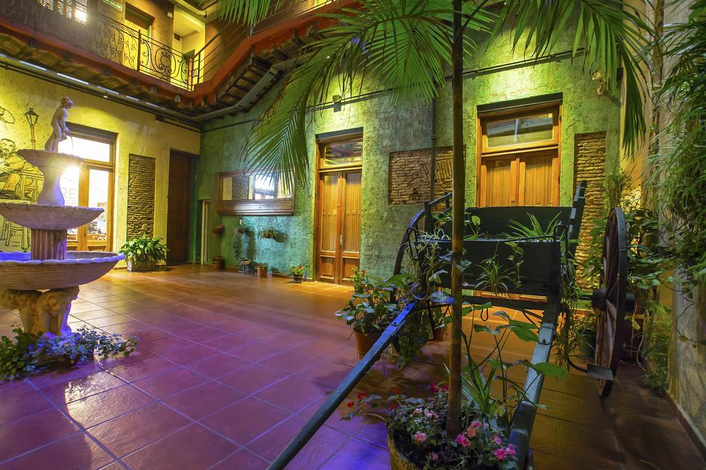 Hotel Parada Buenos Aires Dış mekan fotoğraf