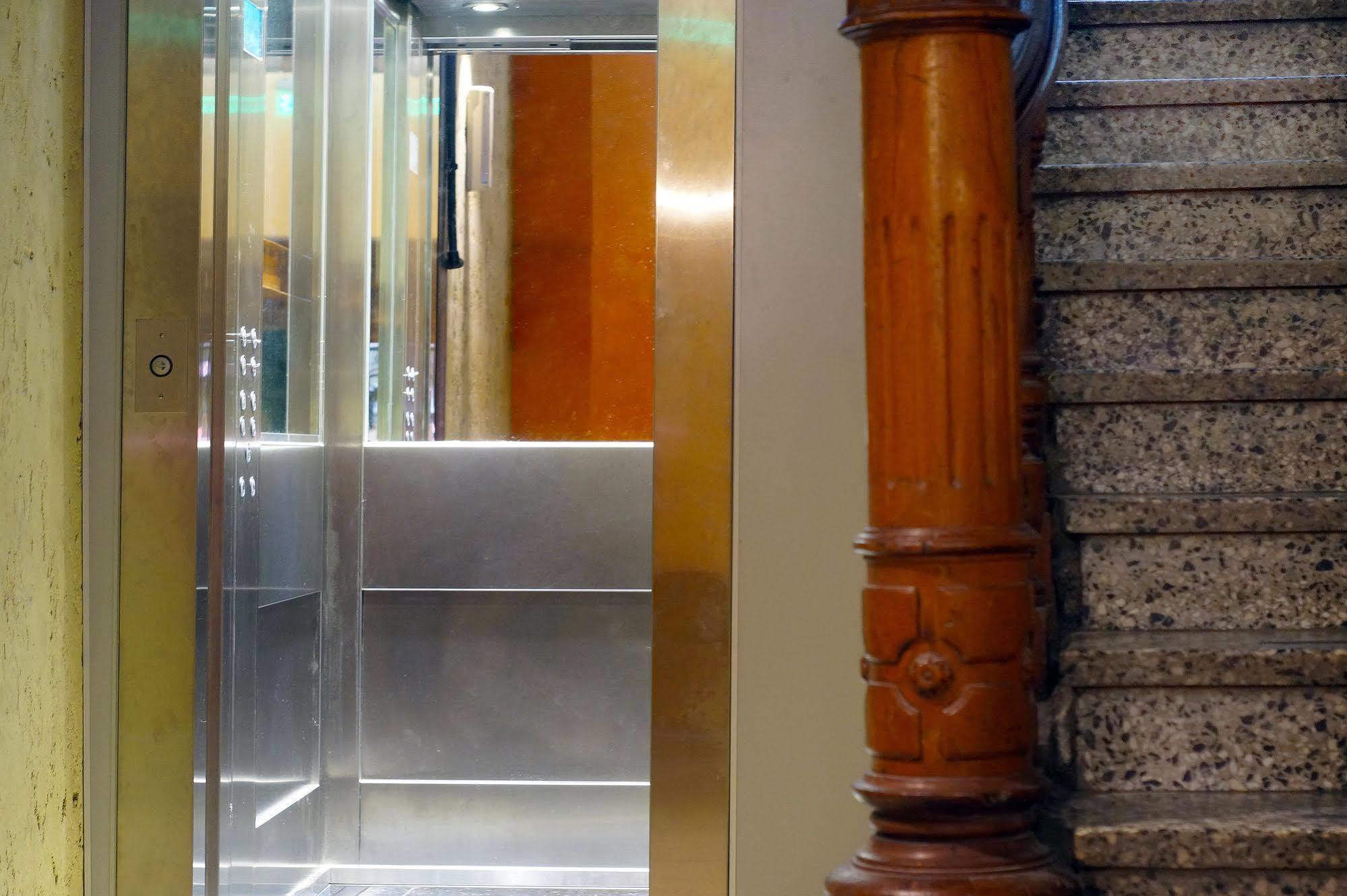 Hotel Parada Buenos Aires Dış mekan fotoğraf